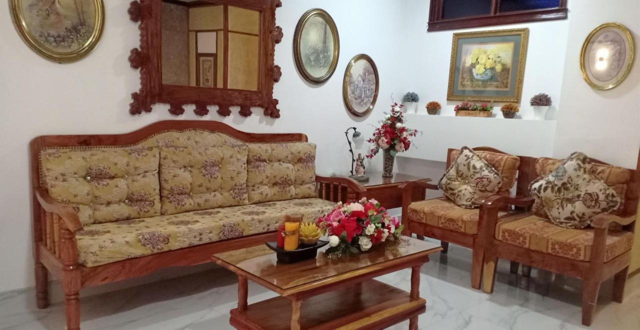 Cln Boutique Hotel Tacloban Kültér fotó