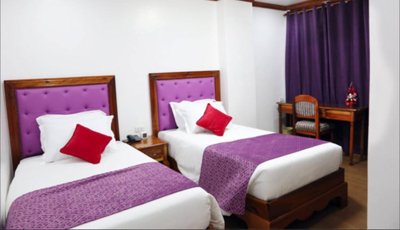 Cln Boutique Hotel Tacloban Kültér fotó